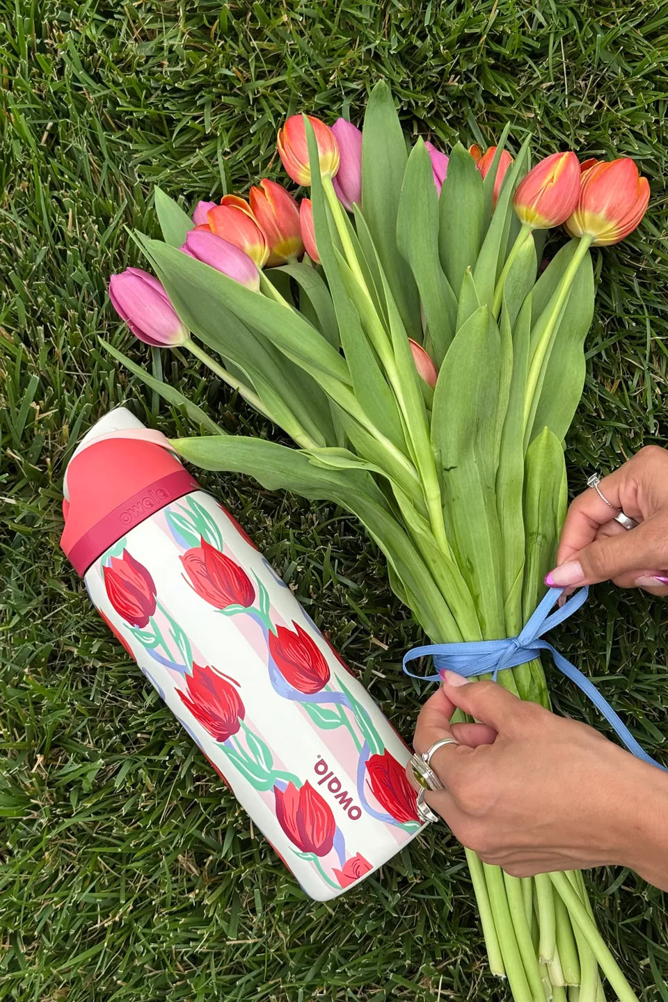 Tulip Bouquet Owala